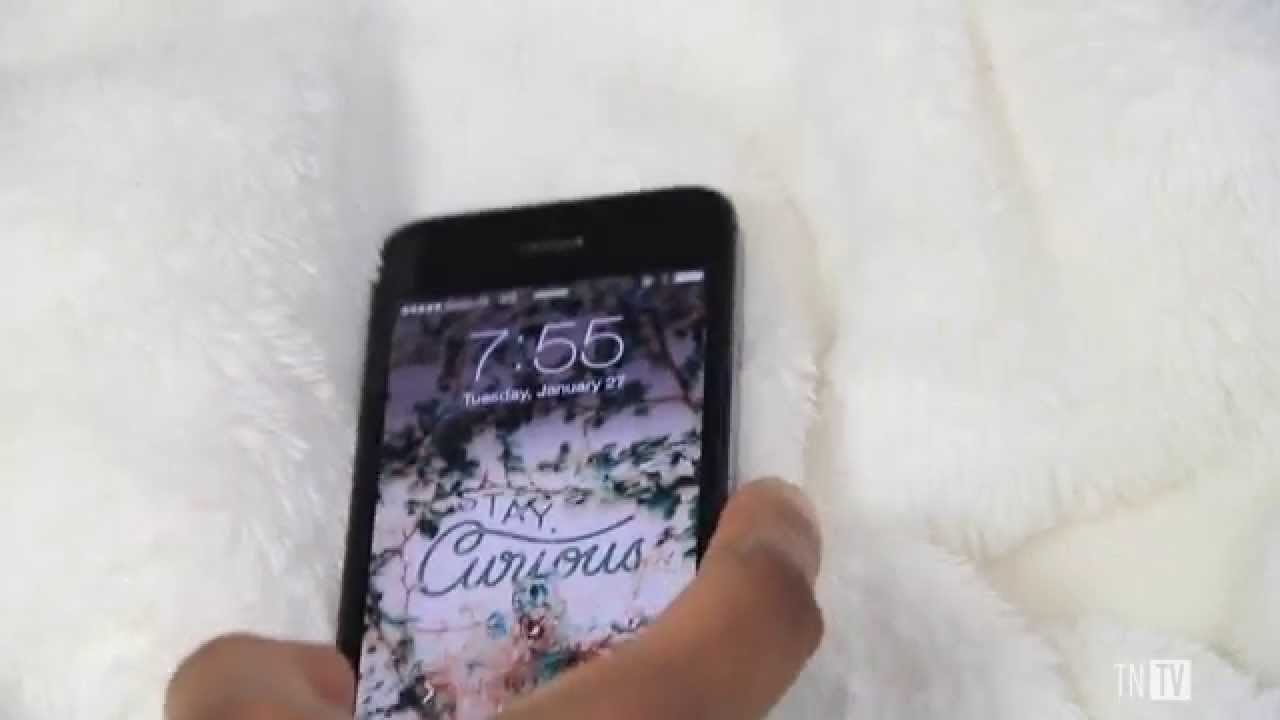 How to Stay Connected While Traveling