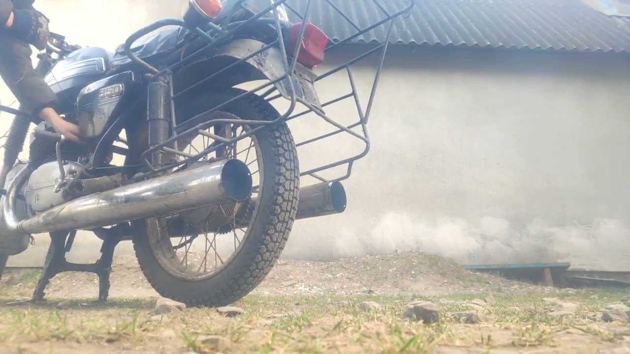 Робота мотоцикла Ява 350 632 на CDI запалюванні Mega Vape 12V 140W рекомендую 