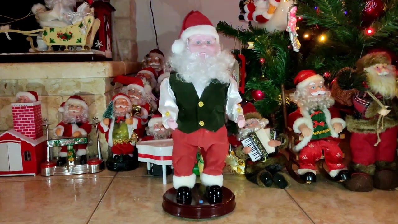 Hip Swinging Santa