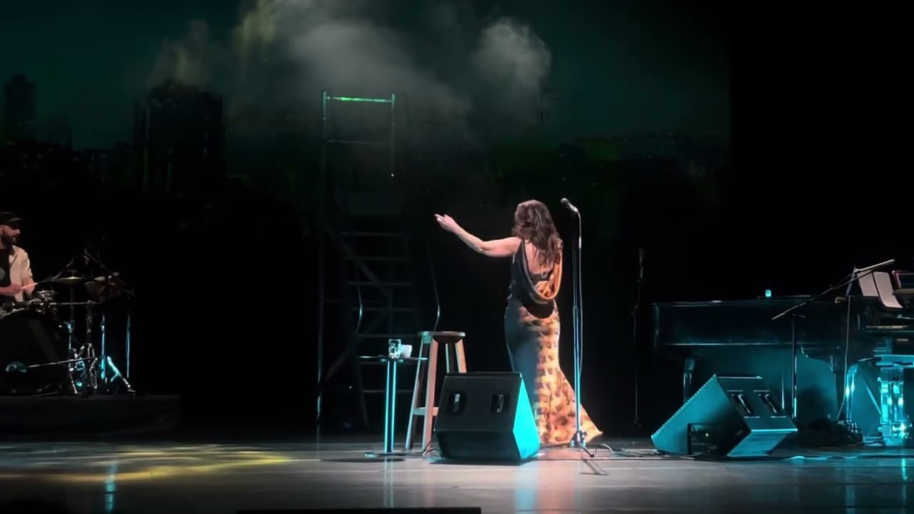 É preciso perdoar Bebel Gilberto - Tour João - Sesc Pinheiros - 28.09.24