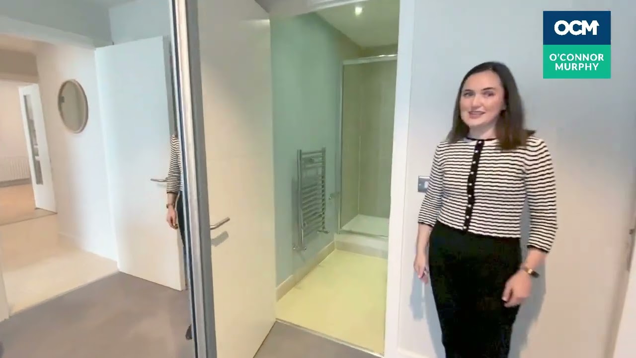 Opera Lane Tour with Riona Coleman