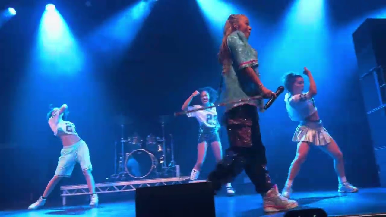 I’m still dancing jojo siwa 