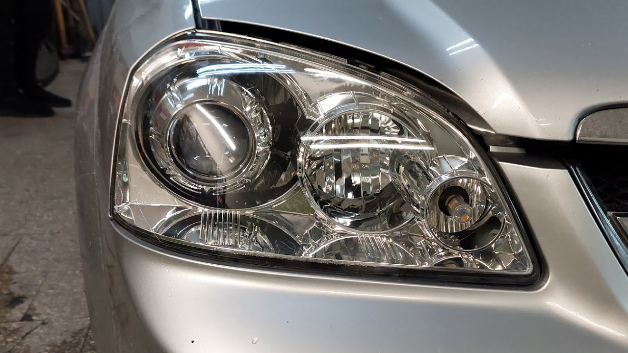 Установка biled aozoom a3+ в Chevrolet Lachetti седан