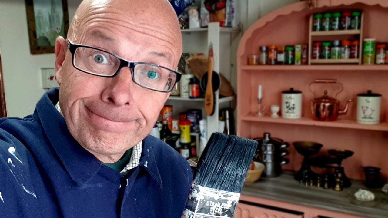 I am revamping my kitchen to 1940s