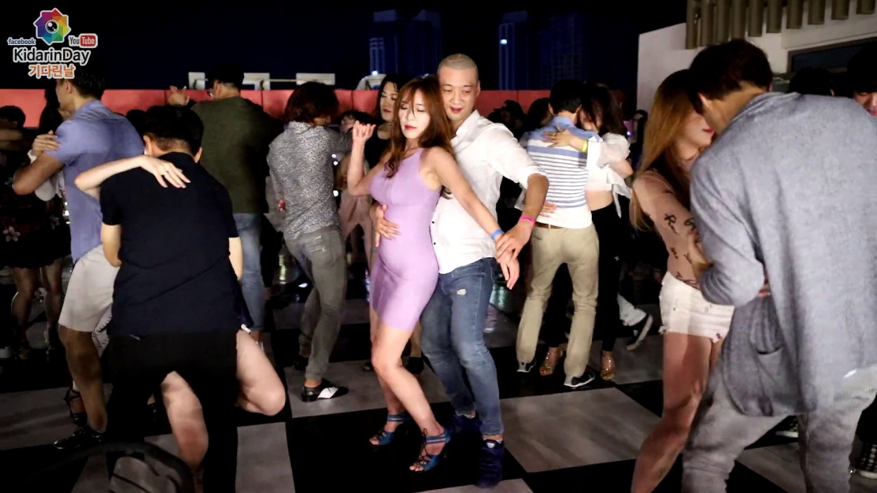 퓨마 Puma & 신디모카 루프탑 바차타 Rooftop bachata @20190831 Sat. BSBF(Busan Salsa Bachata Festival),Busan,Korea