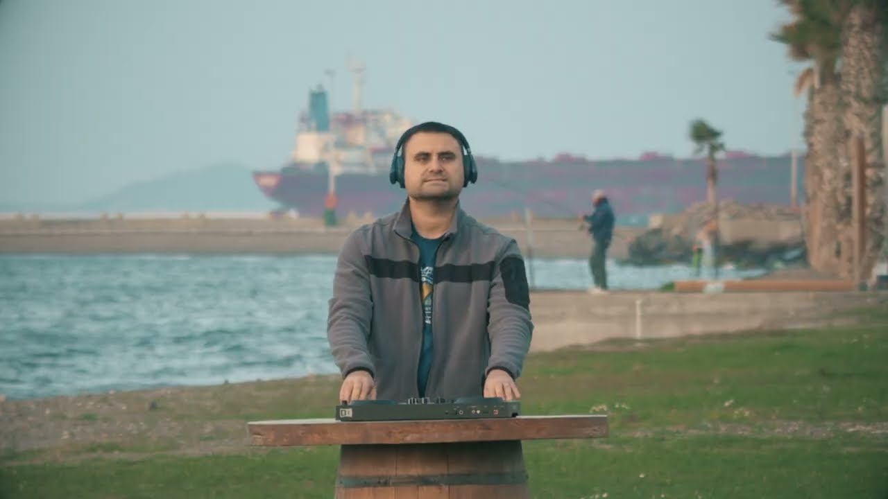 Deep House Party - DJ Mahmut