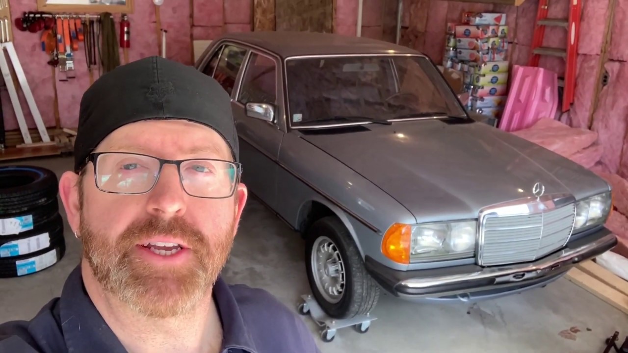 Mercedes Benz 230e w123 Oil Change