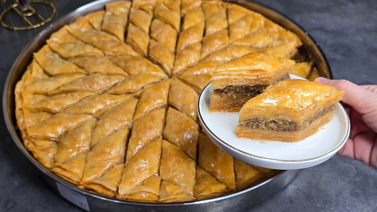 Sekreti i Bakllavës së Nënës për Bajram – Receta Tradicionale Hap pas Hapi 
