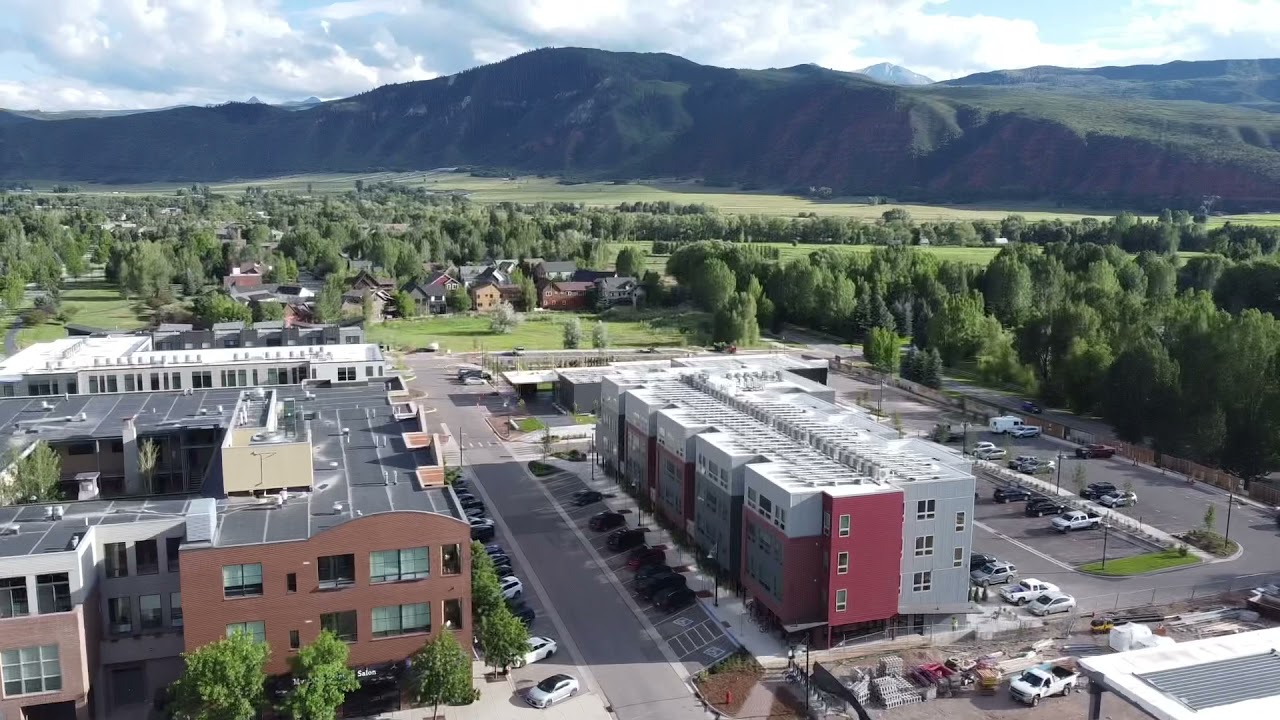 Birdseye view of Willits in Basalt Colorado