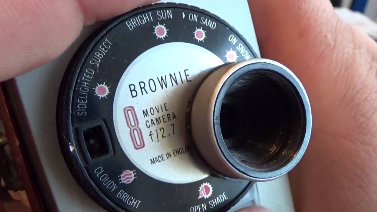 Kodak Brownie 8 movie camera f 2.7 1960