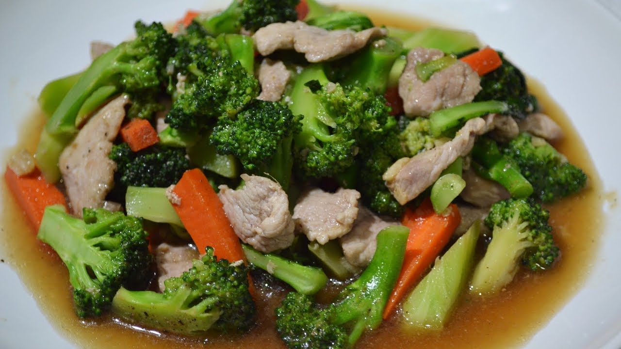 ผัดบร็อคโคลี่ใส่หมู  - ครัวตามใจ