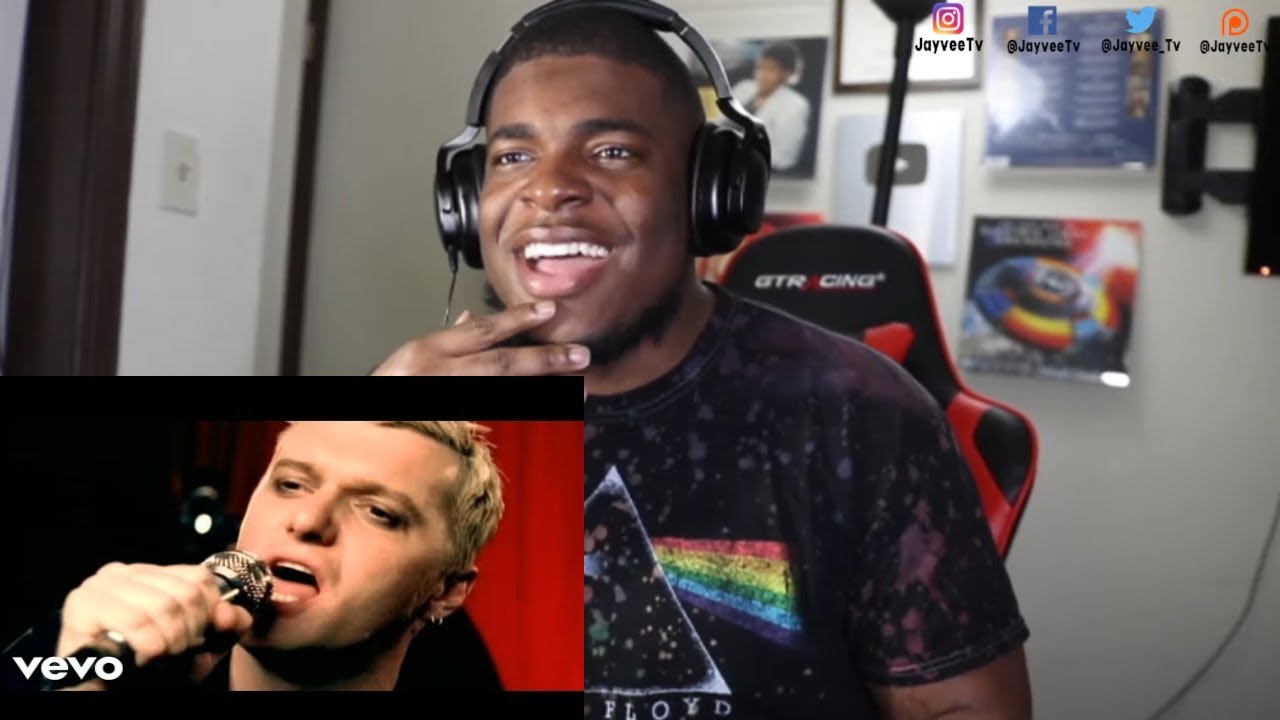 NOT WHAT I EXPECTED!| Chumbawamba - Tubthumping (Official Video) REACTION