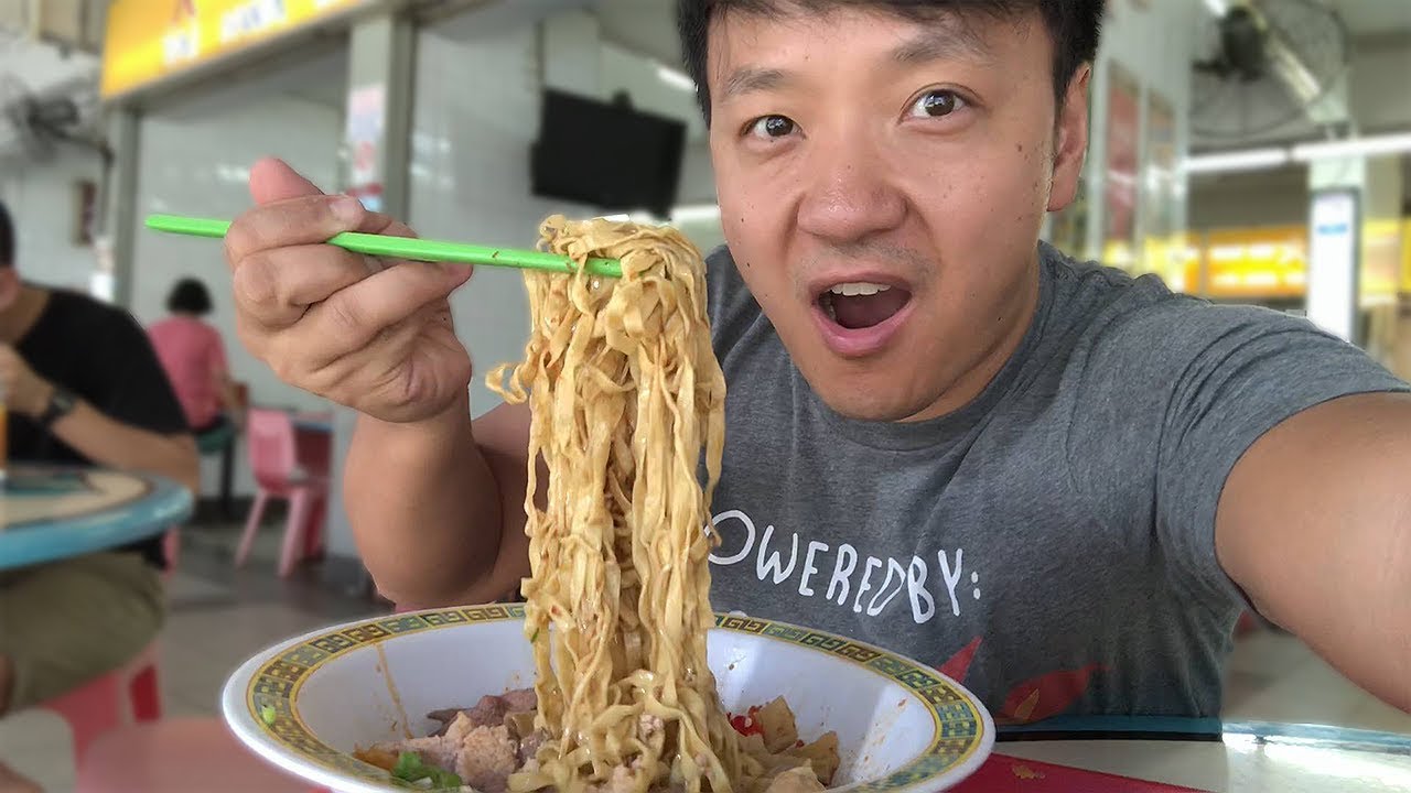 MICHELIN STAR NOODLES in Singapore & Air Asia Business Class