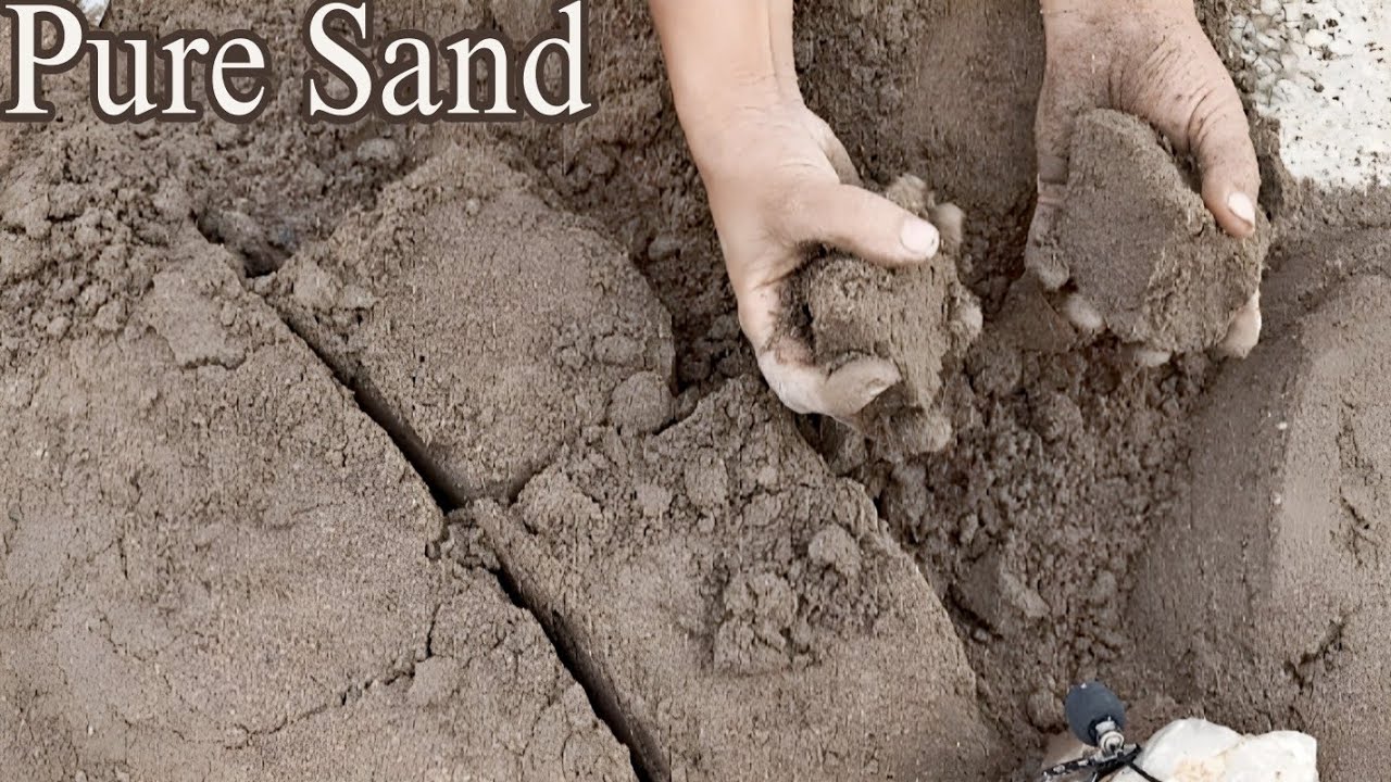 Pure sand damp crumbling on floor | ASMR Analmun