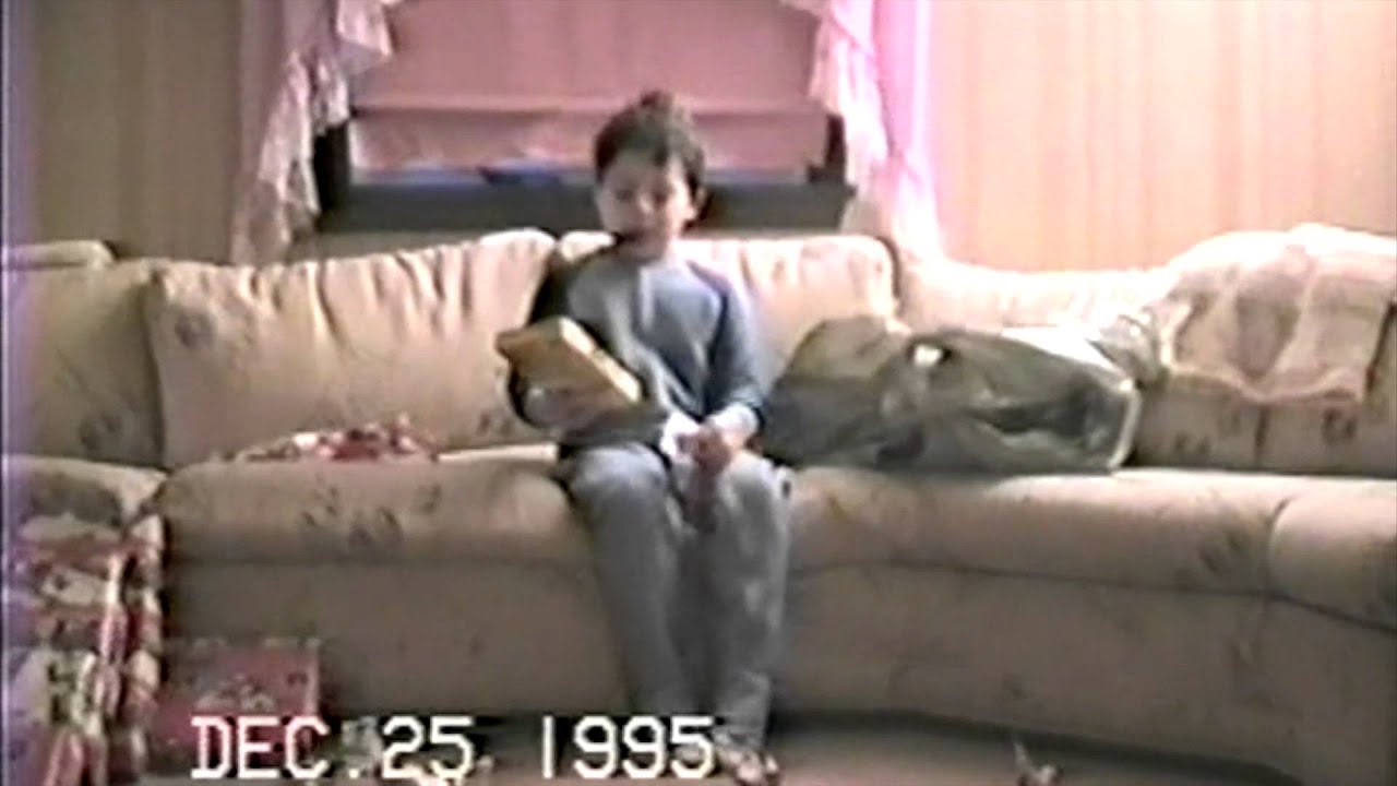 1995 12 3 Opening Christmas Presents   part 1