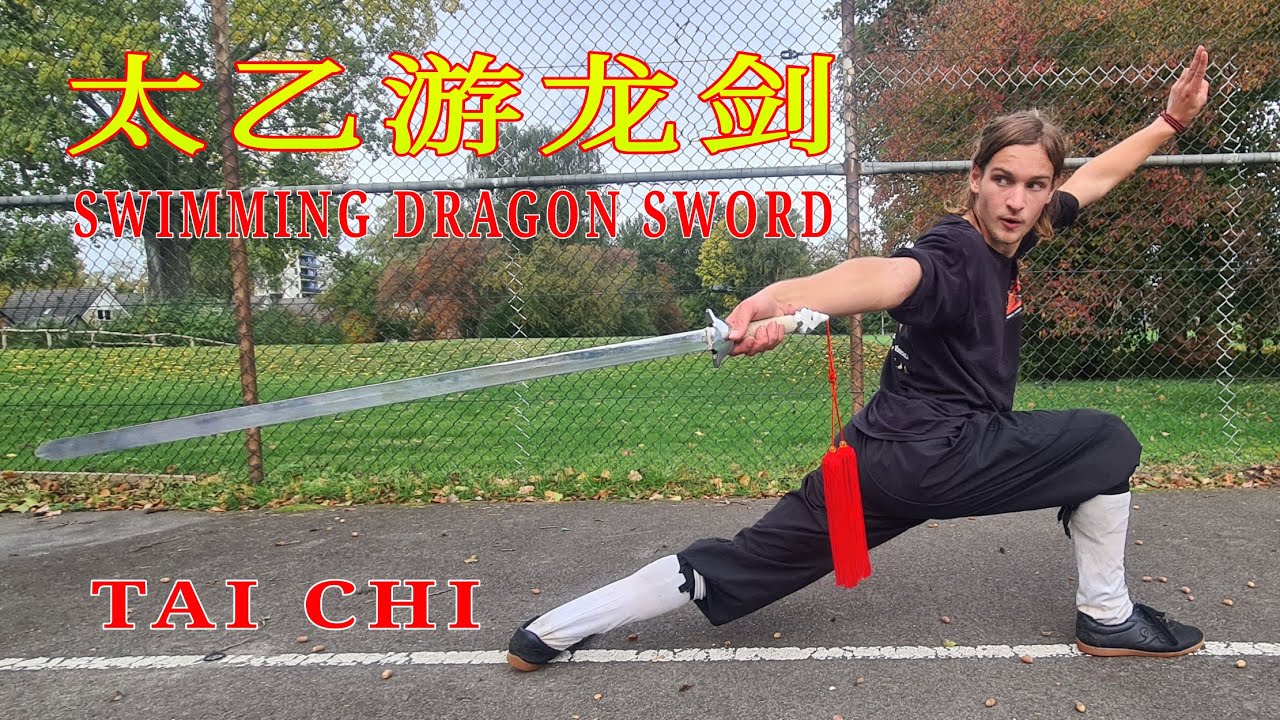 front: Tai Chi Swimming Dragon Sword 太乙游龙剑 Tai Chi Apeldoorn He Yong Gan