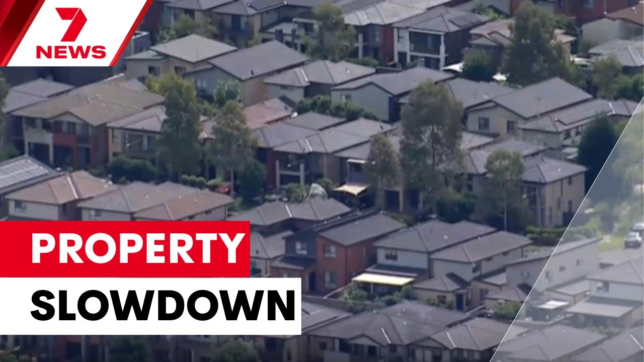 Sydney property prices drop as experts tip 2026 hotspots | 7NEWS