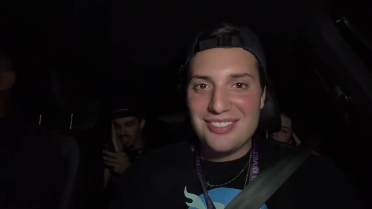 STREAMER KOSKYNHO COMPLETAMENTE BEBADO E LOUCO PASSANDO VERGONHA NA FRENTE DE TODO MUNDO