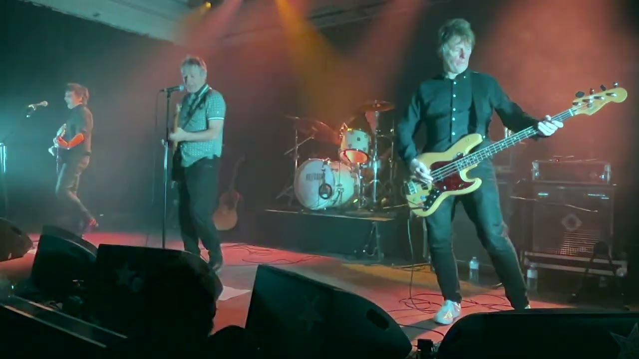 Buzzcocks - Promises (Live @ Sint-Niklaas 2026)