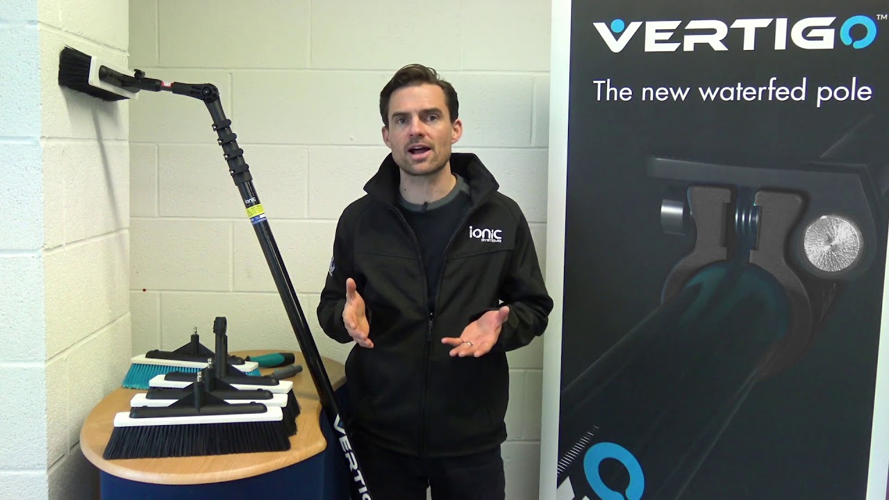 Vertigo black Edition waterfed pole | Ionic Systems