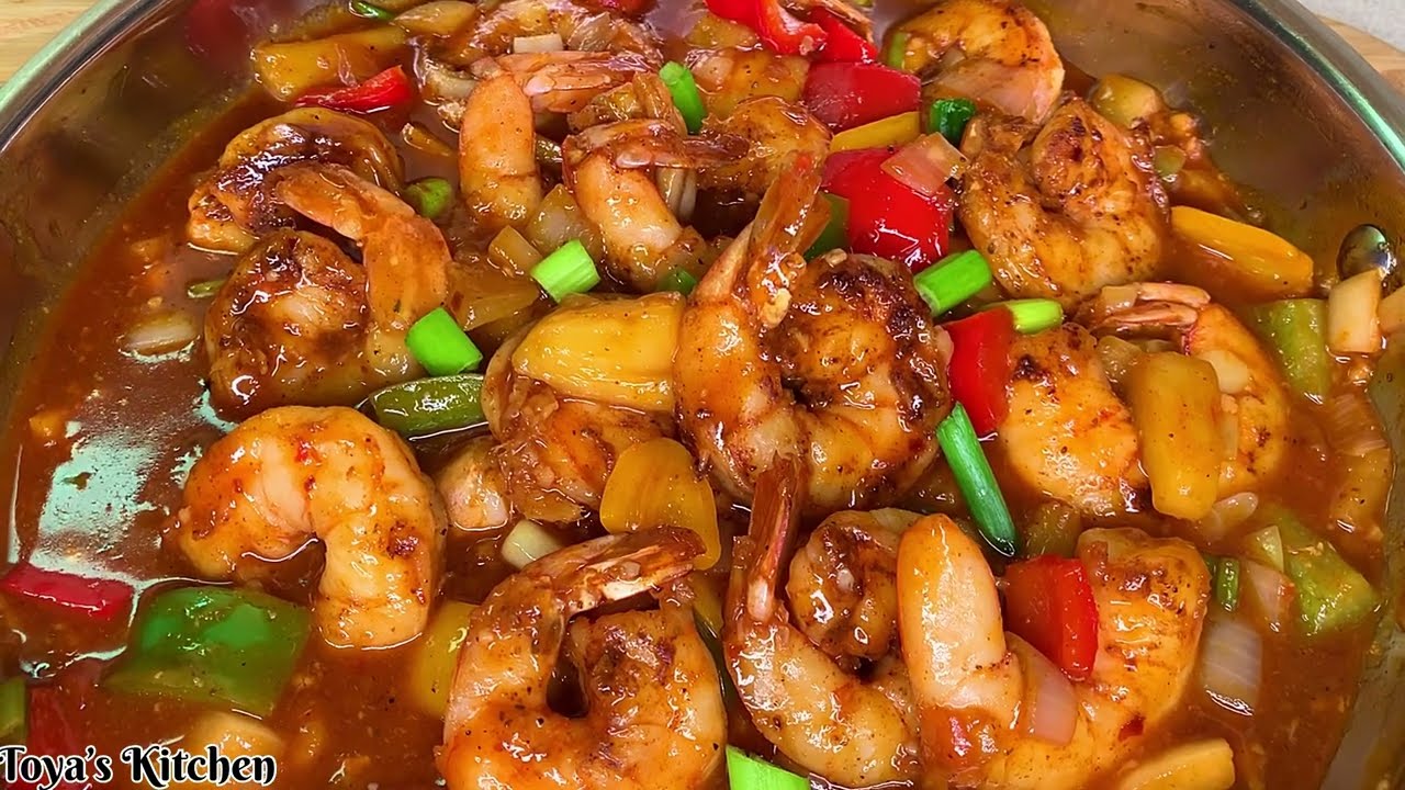 Sweet Chili Pineapple Shrimp! Quick, Easy & Delicious