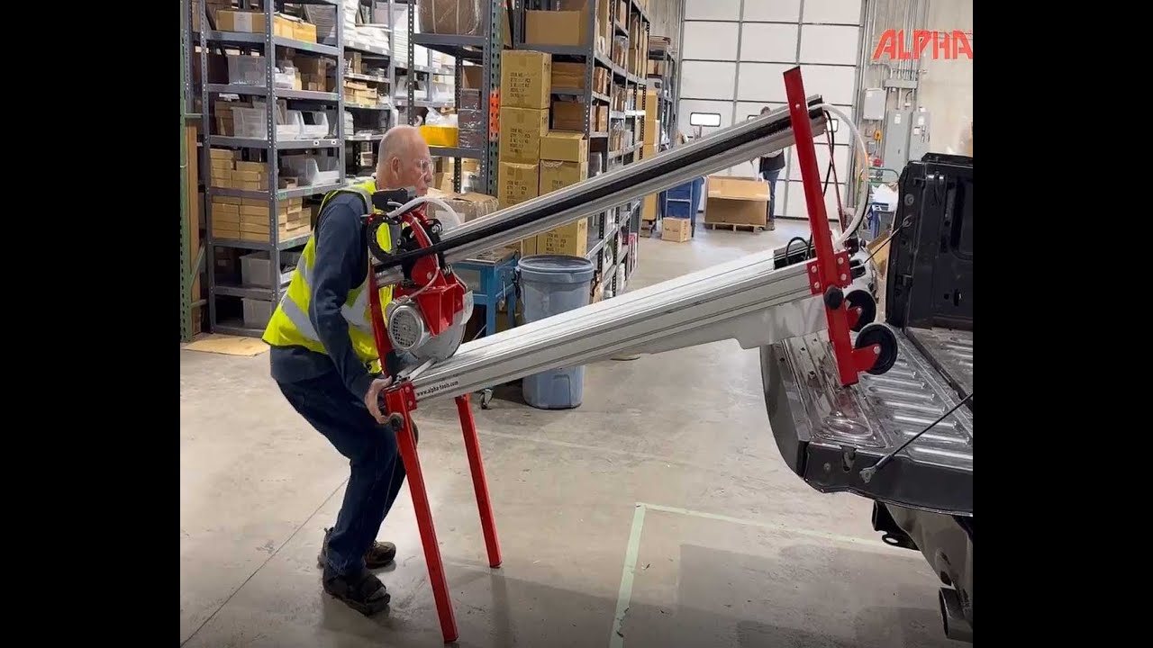How to transport the Black Belt Rail Saw (BBS-012).