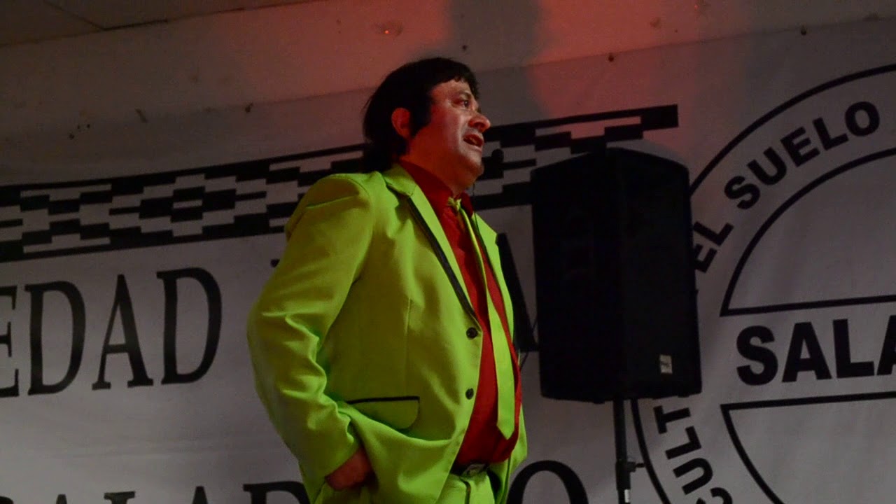 Alfredo Silva en la cena  de Lucas Barbalarga