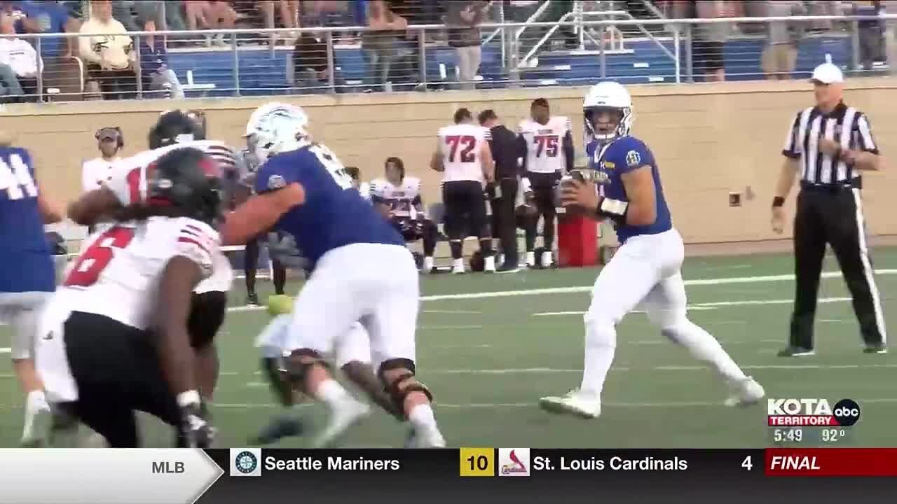 SDSU's Mark Gronowski with MVP caliber play Saturday