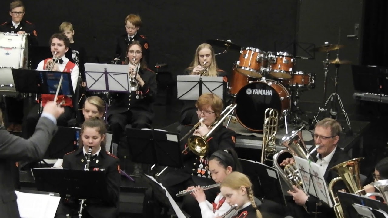 Flotte musikanter !! Veien , Helgerud , H&oslash;nefoss og Uller&aring;l !