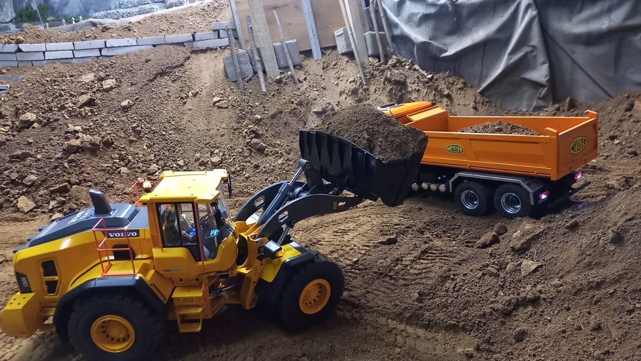 RC Construction, RC Wheel Loader Volvo-  MT Modelstore Volvo Radlader L260H im Einsatz