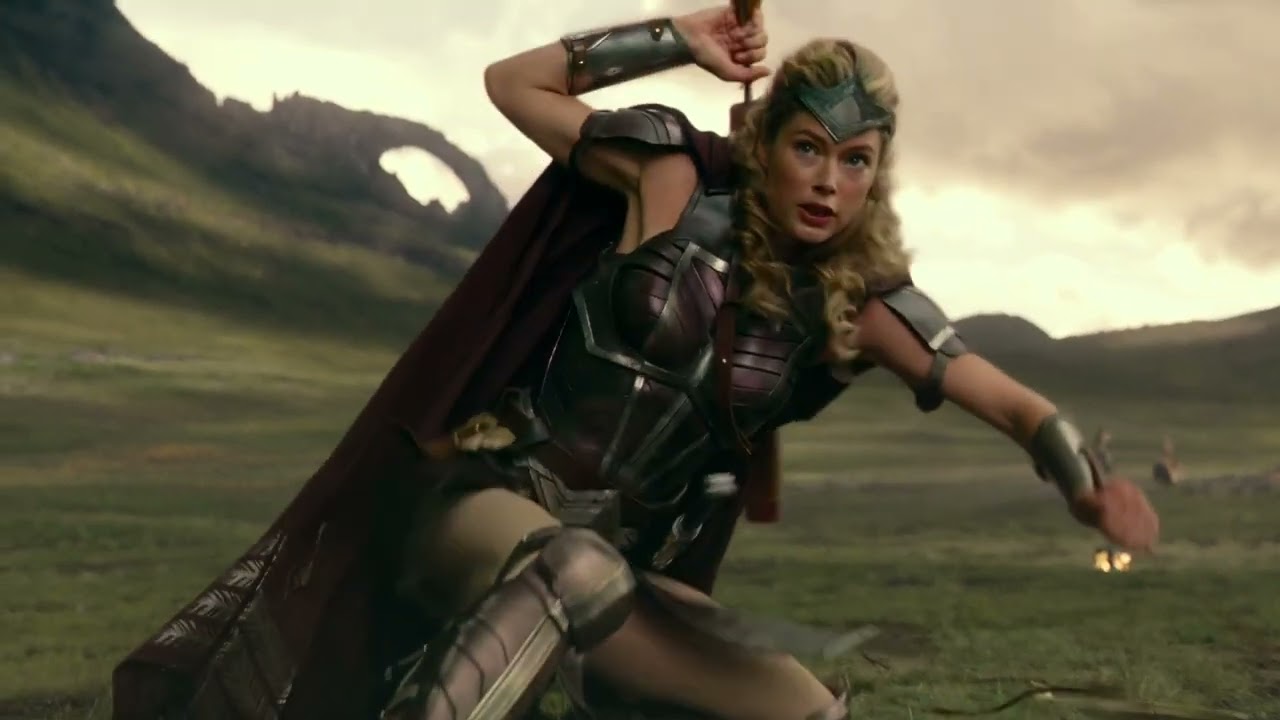 Justice League - Doutzen Kroes - Venelia - Scene
