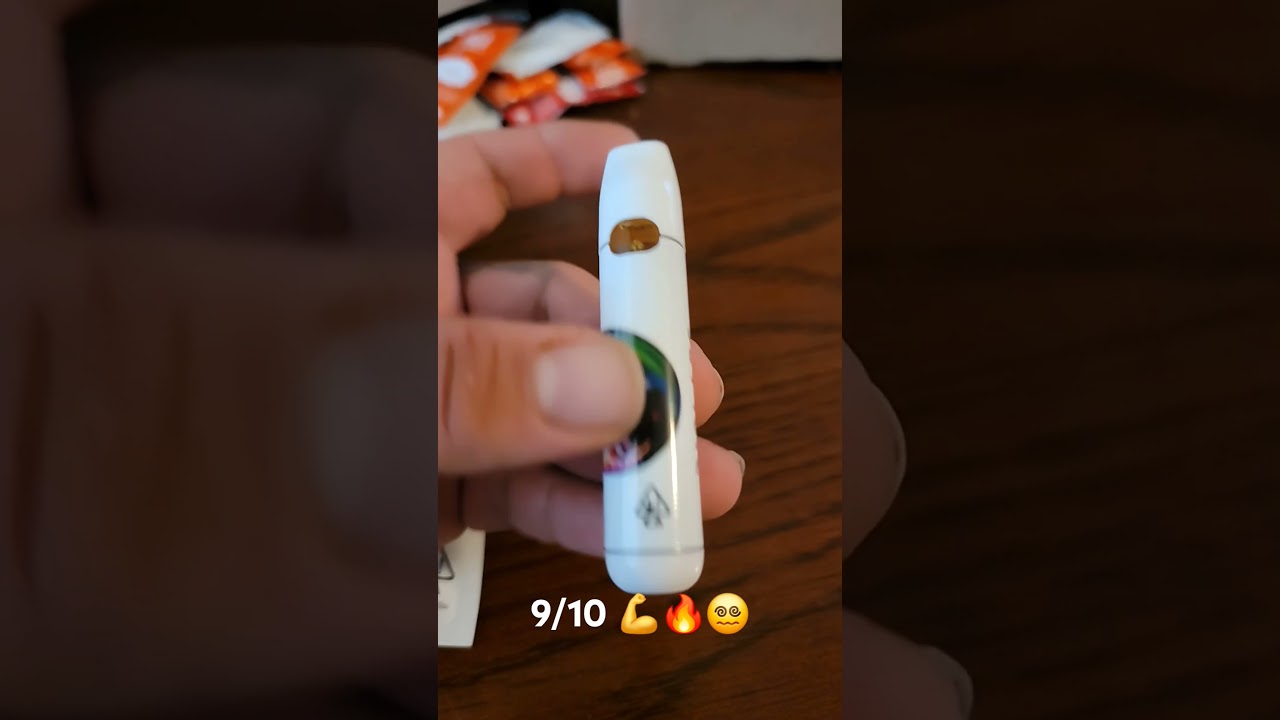Must try Banana Pie #14 rosin pen from 710Labs #rosin #smooth #710 #420 #fireup