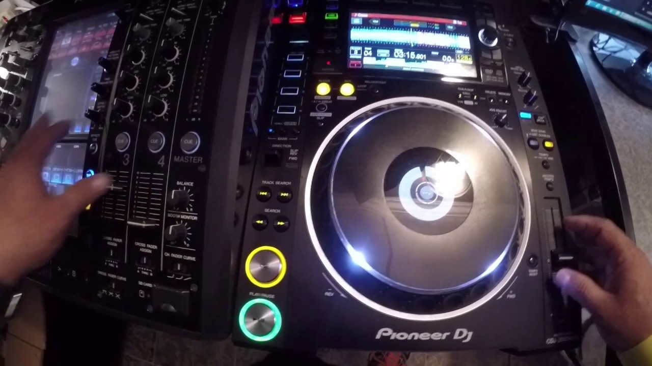 Combina un SAMPLE y un LOOP analizados con Rekordbox Mixed Minds 018  by Sergio Mix