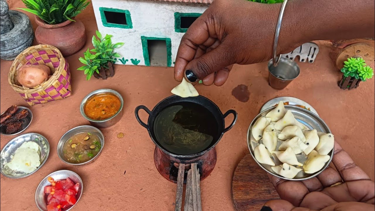 Miniature Samosa | Aloo Stuffed Samosa | Crispy Aloo Samosa Miniature Recipe | Village Miniature |