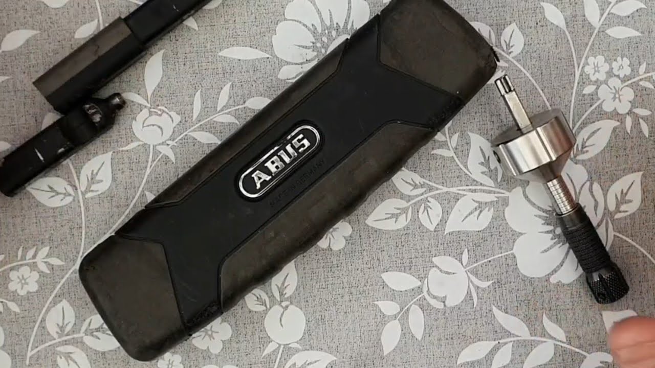 [18] Abus Granit X-Plus 540 Blind Pick Out the Packaging