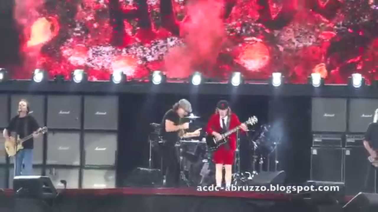 AC/DC Intro + ROCK OR BUST Zurich 5 June 2015 - Letzigrund Stadium