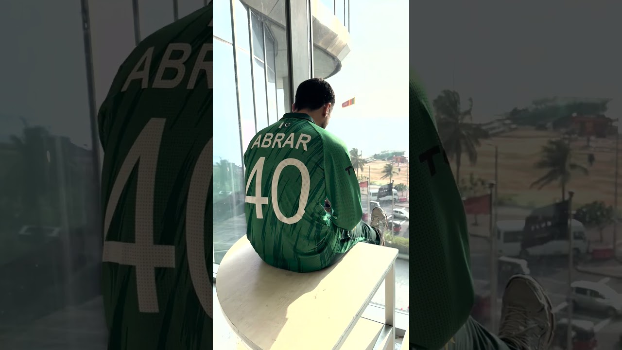 The passion's high &ndash; 𝑫𝒊𝒍 𝑫𝒊𝒍 𝑷𝒂𝒌𝒊𝒔𝒕𝒂𝒏 🎶😮&zwj;💨 #T20WorldCup #BackTheBoysInGreen #WeHaveWeWill