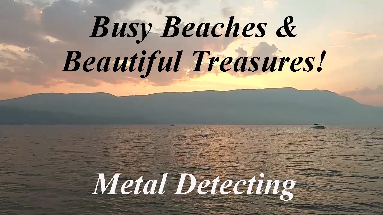 Finding Treasures on Canada's Busiest Beaches! Metal Detecting