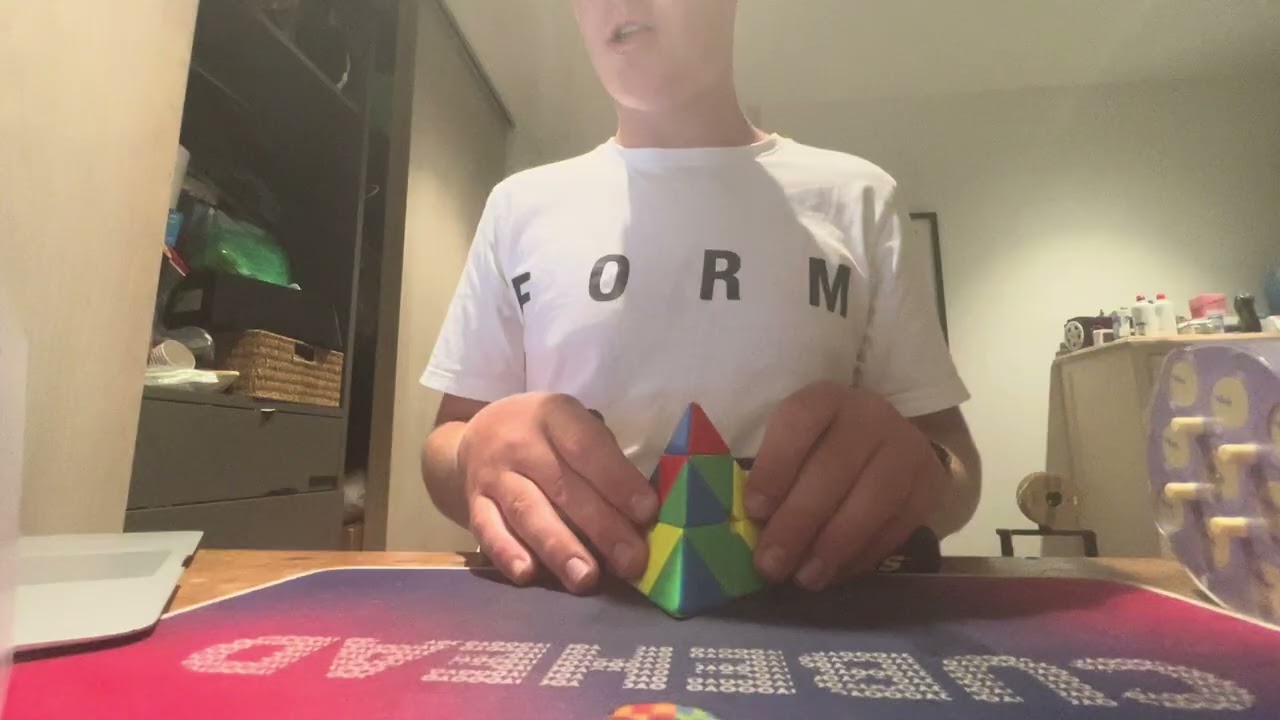 1.69 ao12 for pyraminx oceanic league
