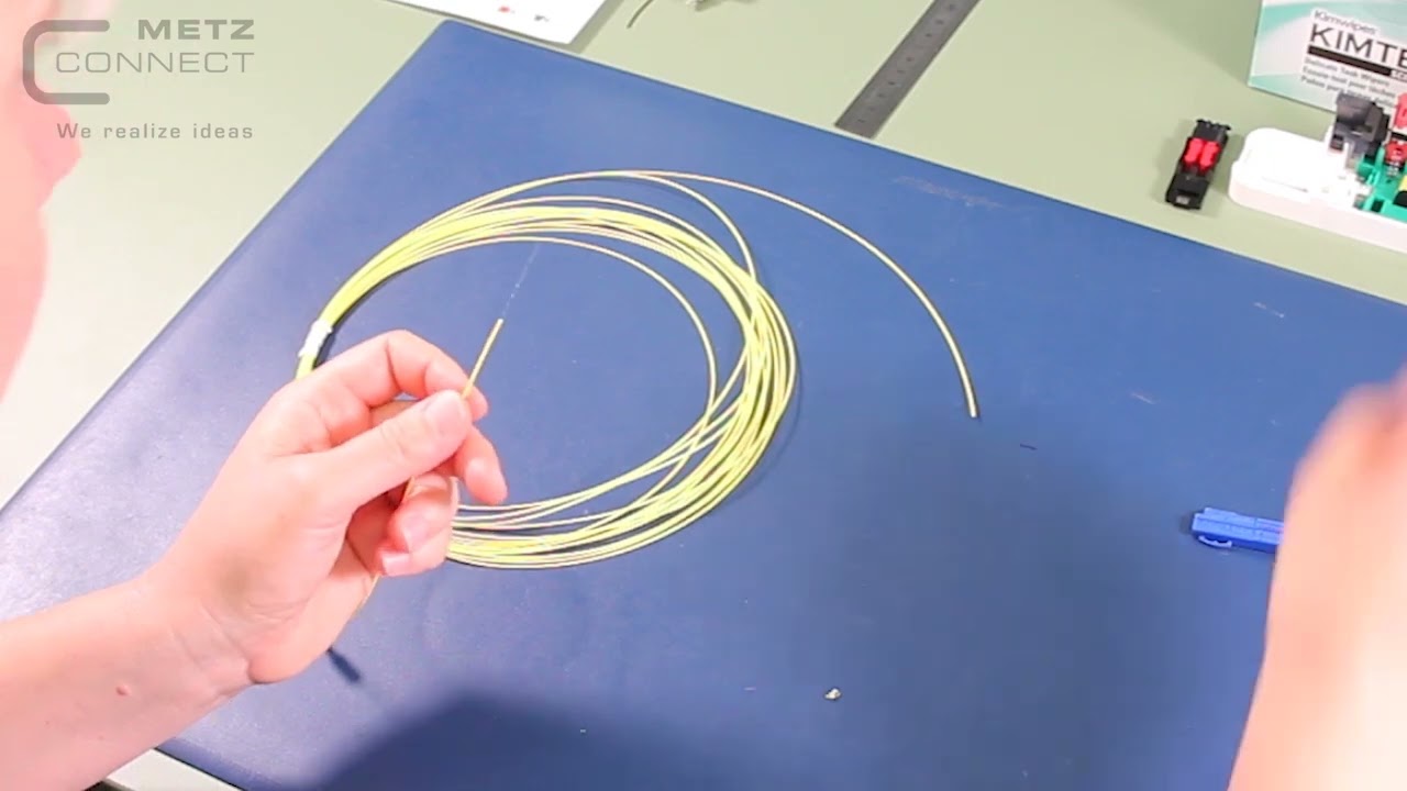 Montage d’une fibre avec les outils et connecteurs Metz-Connect