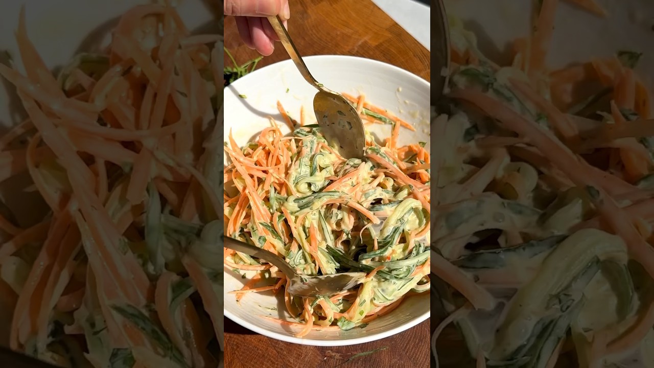 CREAMY CUCUMBER AND CARROT SALAD| Full recipe via  𝐋𝐢𝐧𝐤 𝐢𝐧 𝐦𝐲 𝐁𝐢𝐨 #saladrecipe #asmrfood