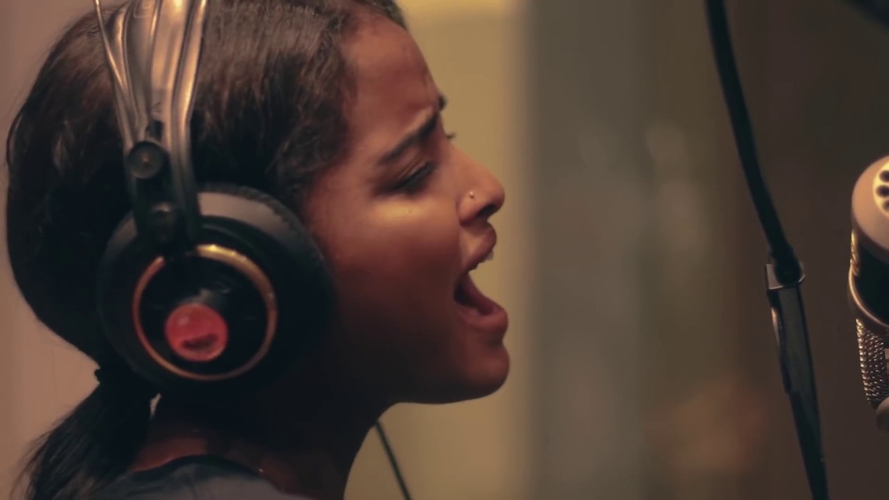 Rozina Kahsay- Broken Vessels (Amazing Grace) - Hillsong Worship