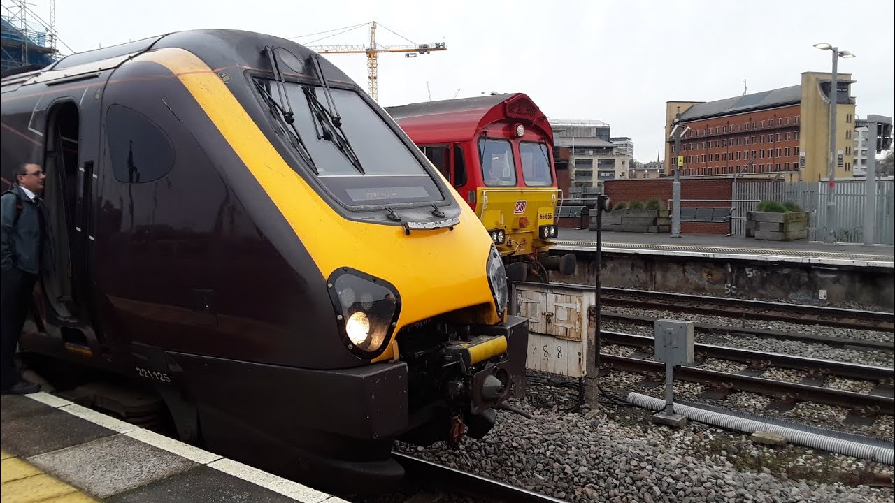 Trains at Bristol Temple Meads. GWML. 08/01/2025.
