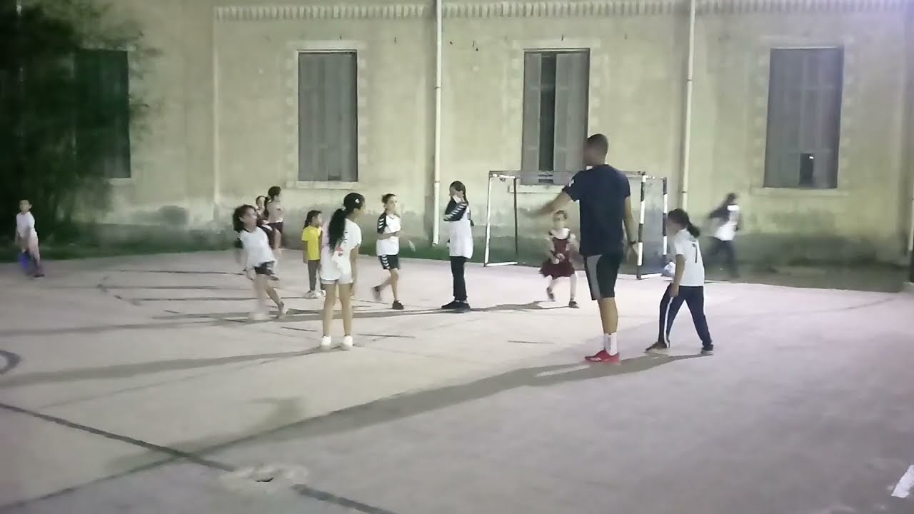 مركز شباب مدينة دمنهور بنات 2012 كرة اليد