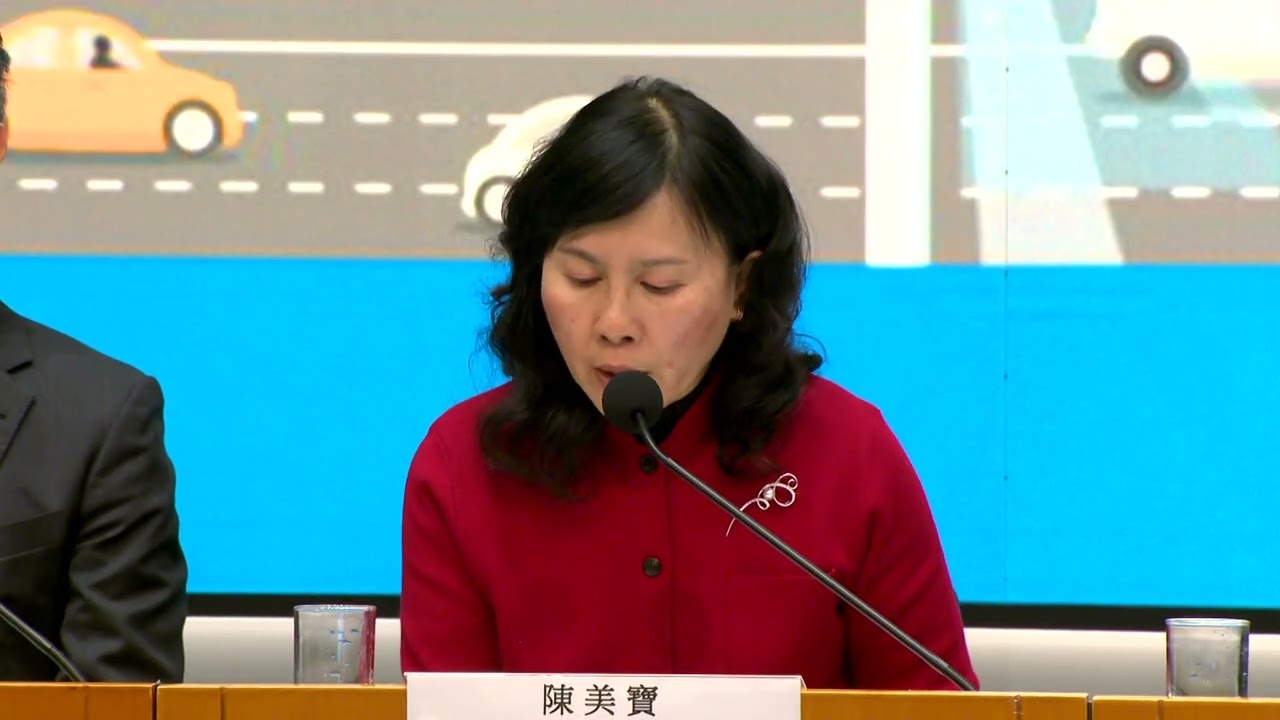 Transport chief admits flaws in repealed seat belt law| HOY International Business Channel