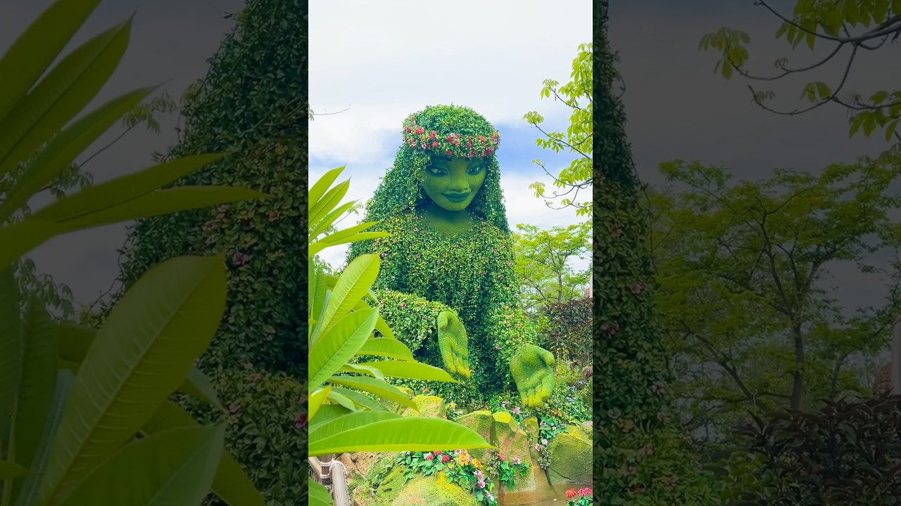 Visiting the Moana Journey of Water attraction at Epcot! So many surprises!!