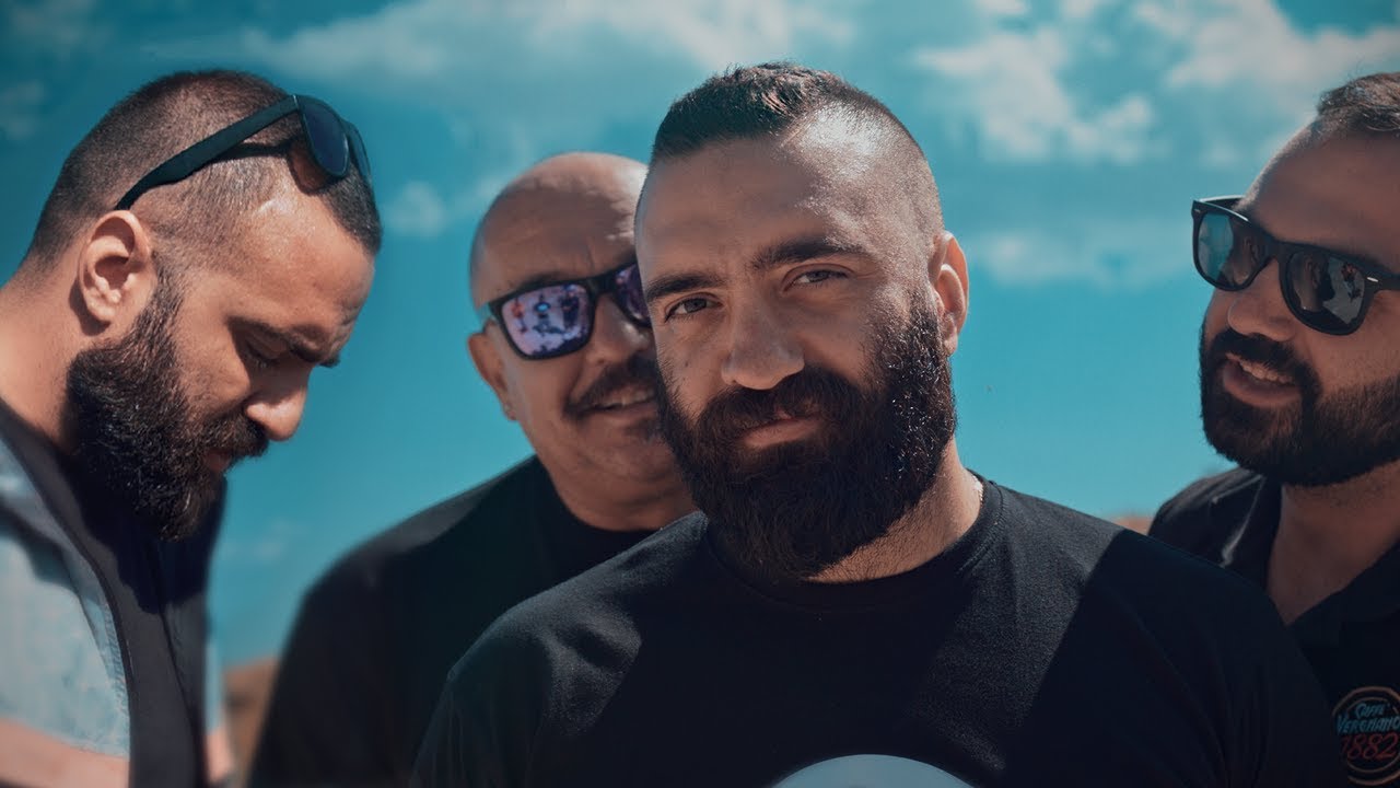 Ανοιχτούς λογαριασμούς με ένα τανκ! | Unboxholics