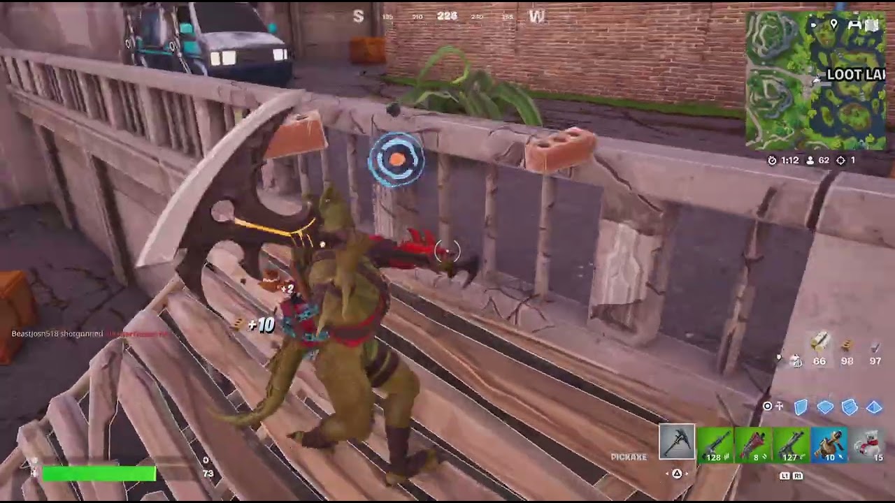 Playing Fortnite og battleroyal!!!!