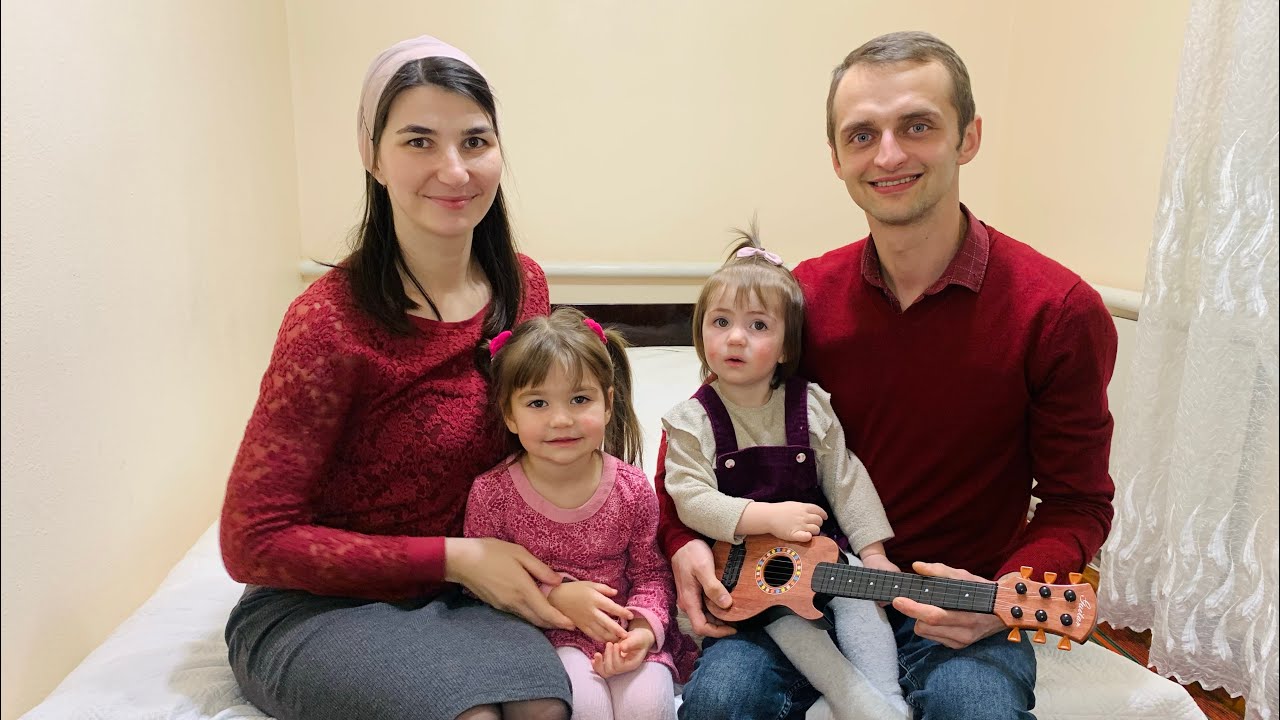 Дитяча пісенька «Бог створив сонце…»