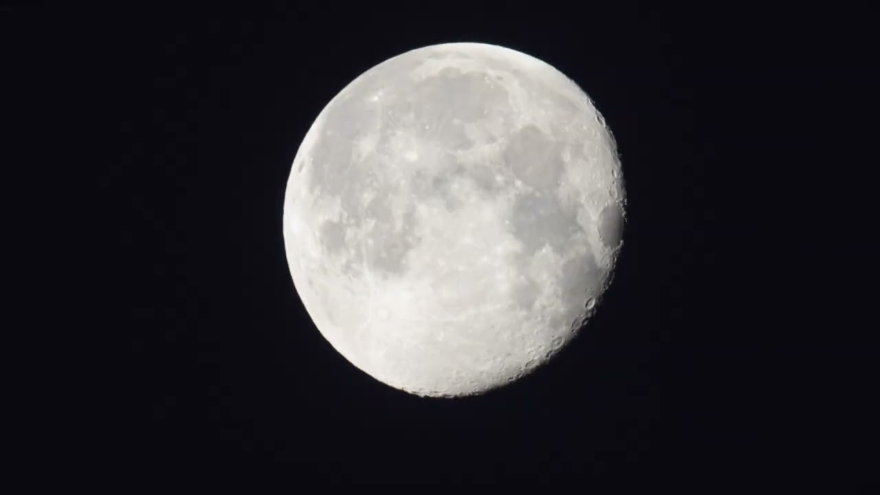 RF 800mm f11 with 2x teleconverter vs full moon TEST
